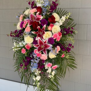 Graceful Remembrance Spray